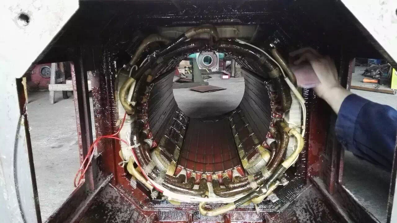 電機(jī)修理現(xiàn)場(chǎng)